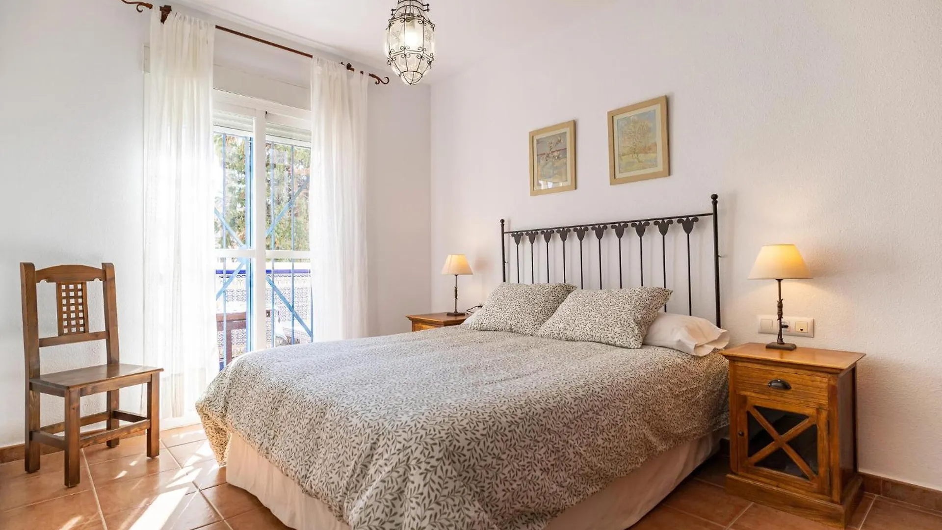 2 Bedroom Pet Friendly Apartment In Torrox 0*,